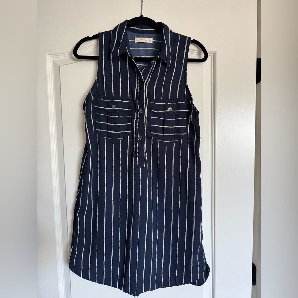 Abercrombie & Fitch Blue and White Collared Striped Sleeveless Dress Sz M